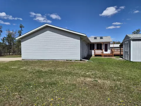 Exterior - 1799 S Stephan Bridge Rd, Grayling, MI 49738 photo 4 of 22