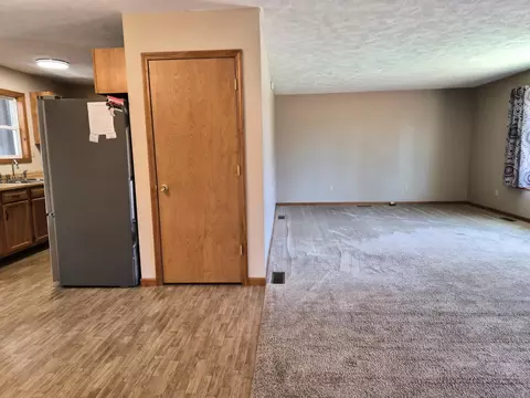 Living - 1799 S Stephan Bridge Rd, Grayling, MI 49738 photo 13 of 14