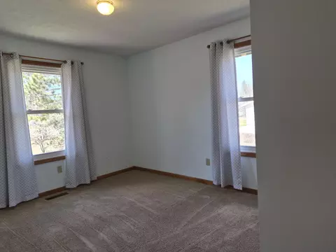Bedroom - 1799 S Stephan Bridge Rd, Grayling, MI 49738 photo 6 of 7