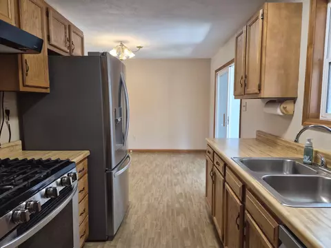 Kitchen - 1799 S Stephan Bridge Rd, Grayling, MI 49738 photo 10 of 10