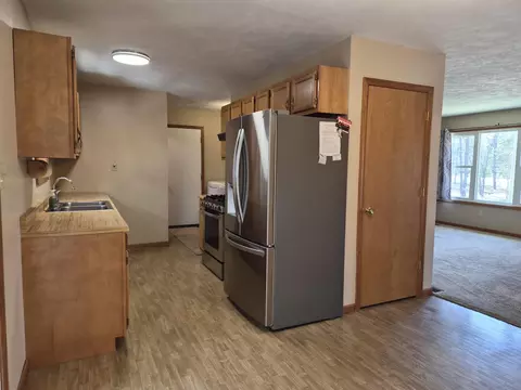 Kitchen - 1799 S Stephan Bridge Rd, Grayling, MI 49738 photo 2 of 10