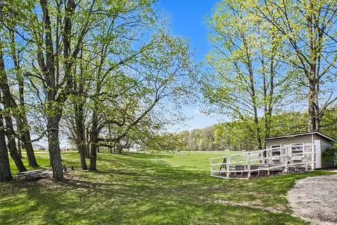 Exterior - 6987 E Beaverton Rd, Clare, MI 48617 photo 10 of 11
