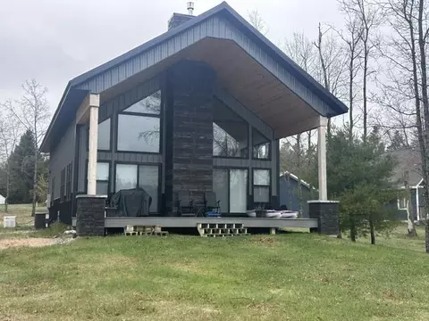 3795 Warbler Ln, Mio, MI 48647