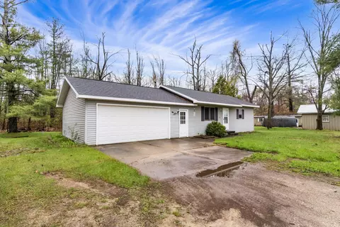 831 N Otsego Lake Dr, Gaylord, MI 49735