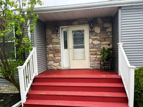 6175 S Branch Ln, Kimball, MI 48074