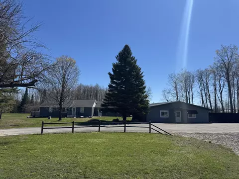 6990 N Us 31, Levering, MI 49755