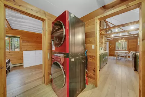 Entry Way - 4100 W School Rd, Roscommon, MI 48653 photo 4 of 4