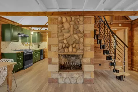 Entry Way - 4100 W School Rd, Roscommon, MI 48653 photo 1 of 4