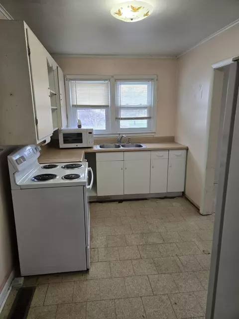 Kitchen - 2129 Werth Rd, Alpena, MI 49707 photo 2 of 2
