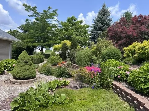 Exterior - 14866 W M-32, Lachine, MI 49753 photo 6 of 14