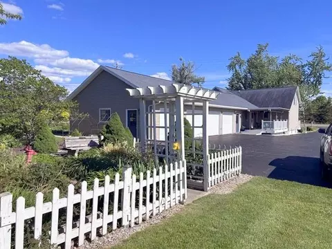 Exterior - 14866 W M-32, Lachine, MI 49753 photo 12 of 14