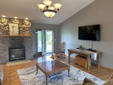 Living - 14866 W M-32, Lachine, MI 49753 photo 3 of 7