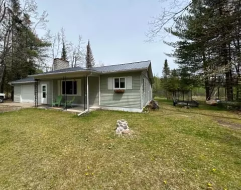 727 Norway Dr, Mio, MI 48647