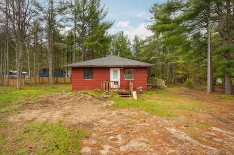 Exterior - 7237 Myrtle St, Frederic, MI 49733 photo 4 of 6