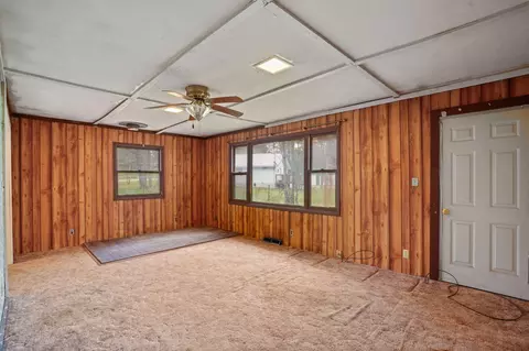 Living - 7237 Myrtle St, Frederic, MI 49733 photo 2 of 3