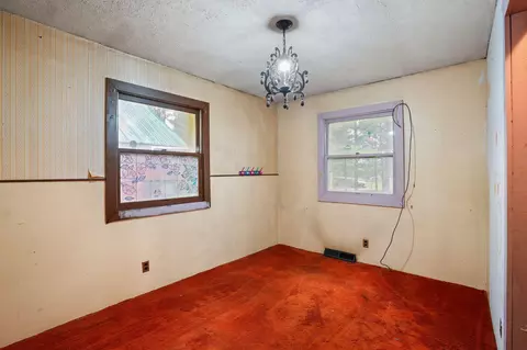 Bedroom - 7237 Myrtle St, Frederic, MI 49733 photo 2 of 5