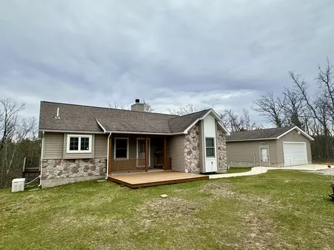 3281 Chamois Ct, Grayling, MI 49738