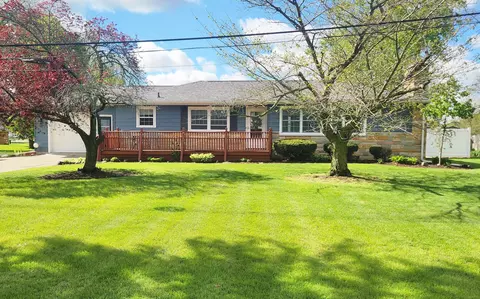 301 Rancho St, Eaton Rapids, MI 48827