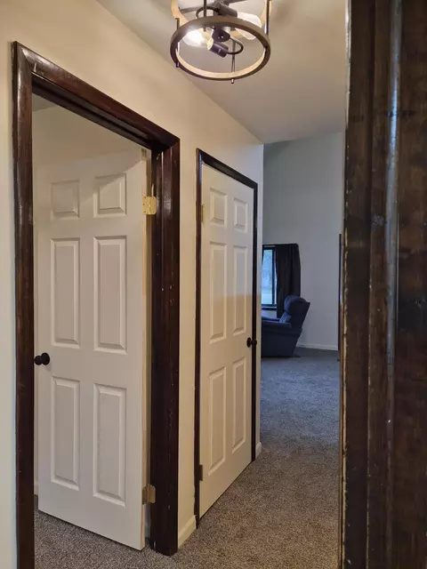 Entry Way - 208 E Loves Dr, Roscommon, MI 48653 photo 4 of 7