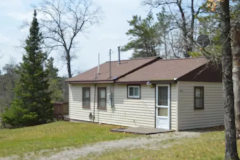 832 E Hillcrest Dr, Mio, MI 48647