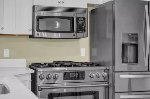 Kitchen - 240 Monroe Blvd, Roscommon, MI 48653 photo 6 of 8