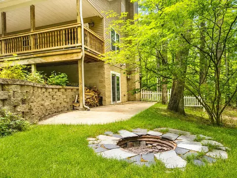 Exterior - 240 Monroe Blvd, Roscommon, MI 48653 photo 5 of 13