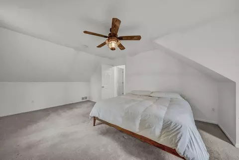 Bedroom - 240 Monroe Blvd, Roscommon, MI 48653 photo 5 of 7