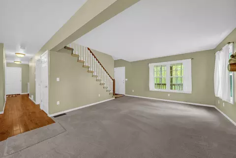 Living - 240 Monroe Blvd, Roscommon, MI 48653 photo 4 of 10