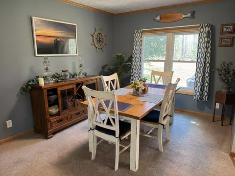 Dining - 6708 Tremble Trl, Pellston, MI 49769 photo 2 of 3