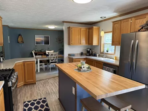 Kitchen - 6708 Tremble Trl, Pellston, MI 49769 photo 1 of 3