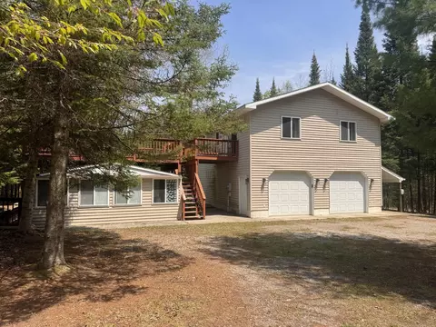 1725 E Lake Cir, Barton City, MI 48705