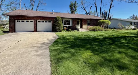 1816 Baden Strasse, Gaylord, MI 49735