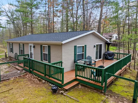 1613 Calcite Trl, Gaylord, MI 49735