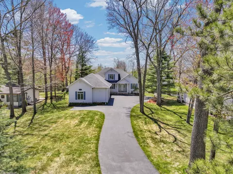 2185 E Houghton Lake Dr, Houghton Lake, MI 48629