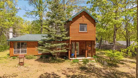 5466 Big Wolf Ln, Lewiston, MI 49756