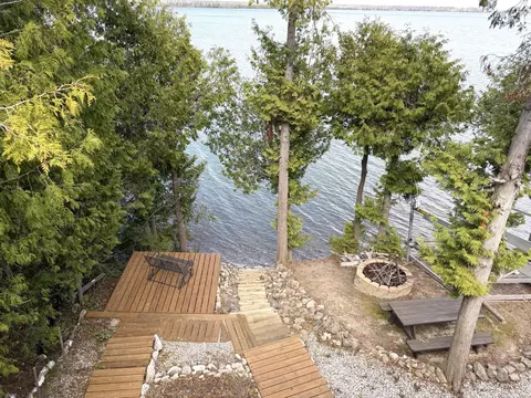 21277 Us 23 S, Presque Isle, MI 49777
