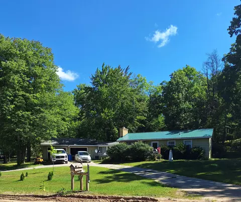 10251 Billman Rd, Roscommon, MI 48653