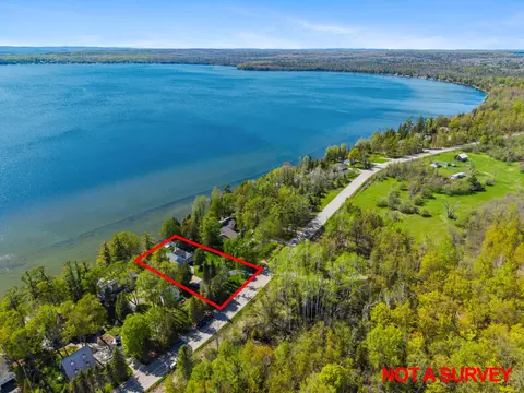 View/Area - 4457 E Burt Lake Rd, Cheboygan, MI 49721 photo 7 of 17