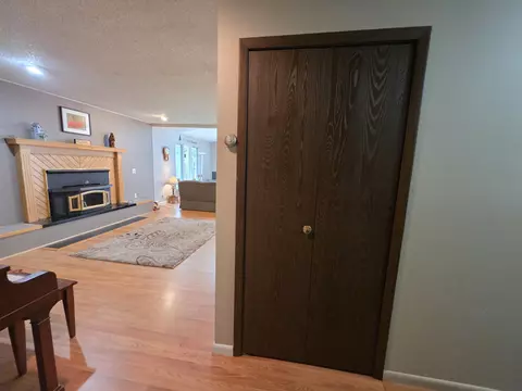 Entry Way - 1470 Helmer Lake Rd, Fairview, MI 48621 photo 3 of 8