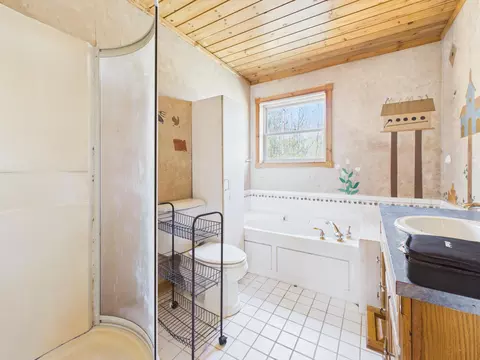 Bath - 11302 Whisper Dr, Frederic, MI 49733 photo 2 of 3