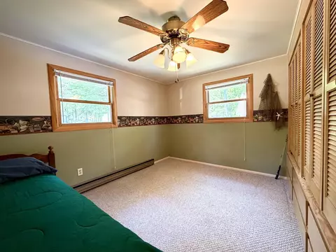 Bedroom - 332 Pingree St, Roscommon, MI 48653 photo 2 of 4