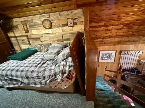 Bedroom - 2410 N Manistee River Rd, Grayling, MI 49738 photo 4 of 6