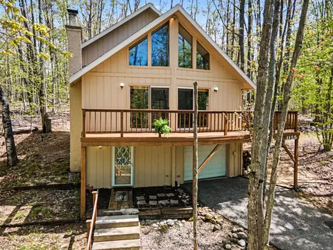 1155 Cardinal Ct, Gaylord, MI 49735