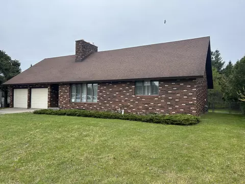 163 Island View Dr, Alpena, MI 49707