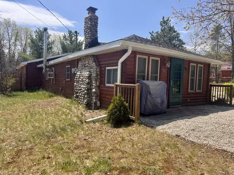 3607 Fishermans Dr, Luzerne, MI 48636