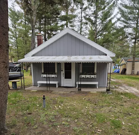 110 Lady Slipper Ln, Roscommon, MI 48653