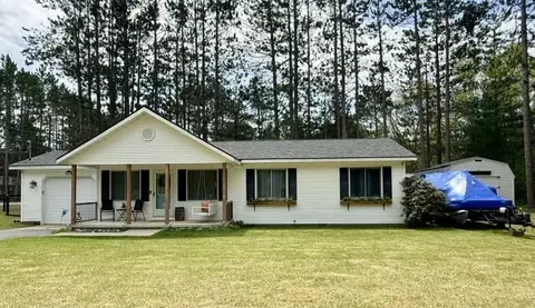 3175 W Maplehurst Dr, Roscommon, MI 48653