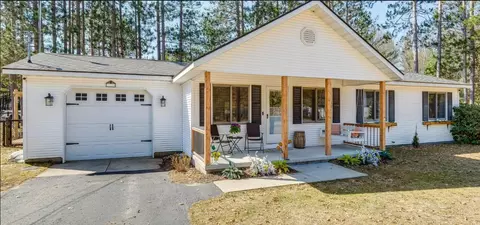 3175 W Maplehurst Dr, Roscommon, MI 48653