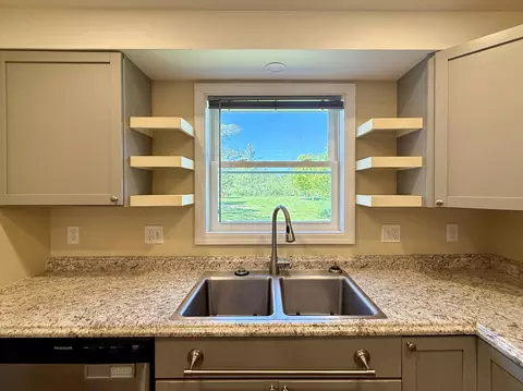 Kitchen - 998 Loomis St, Cheboygan, MI 49721 photo 4 of 7