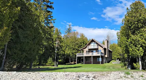 Exterior - 1397 Pte Labarbe Rd, St. Ignace, MI 49781 photo 3 of 14